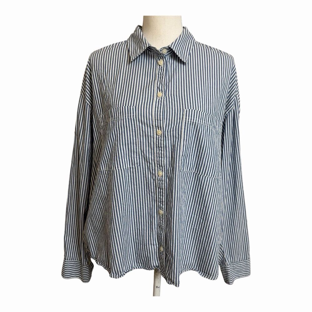 Old Navy L Tall LT Blue White Boyfriend Shirt Pinstripe Button Down Long Sleeve